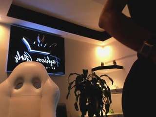 Discover ana-ruiz from CamSoda