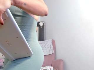 ana-ruiz's CamSoda show and profile