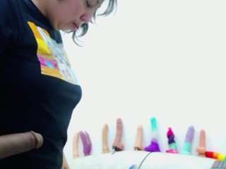 suckerdrool Live Webcam on CamSoda