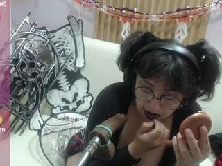 Sucker Drool live cam preview