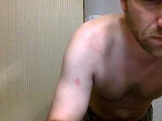 nudepolarbeartear webcam model