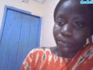 sexyybutty's CamSoda show and profile