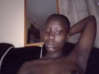 sexyybutty Facial piercings live webcam