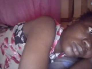 sexyybutty webcam model