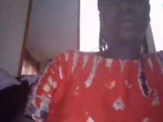 sexyybutty webcam model