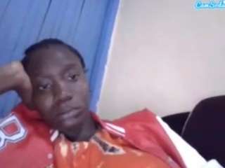 sexyybutty's CamSoda show and profile