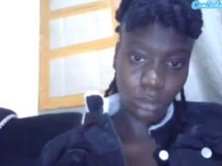 le modèle sexyybutty est en webcam porno dans un show sur le site camsoda, il possède les tags suivants: anal,anal toys,black hair,cum in pussy,facial piercings,gray eyes,no drinking,no smoking,skinny,teen 18,young adult