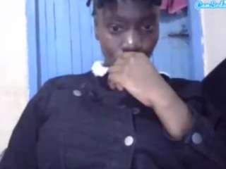 le modèle sexyybutty est en webcam porno dans un show sur le site camsoda, il possède les tags suivants: anal,anal toys,black hair,cum in pussy,facial piercings,gray eyes,no drinking,no smoking,skinny,teen 18,young adult