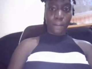 sexyybutty's CamSoda show and profile