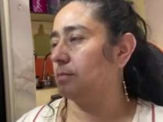 Este modelo está ao vivo agora. agatha-xxx69