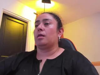 Agatha-xxx69's Live Sex Cam Show