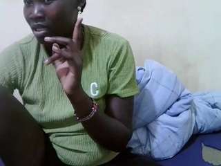 prettyaisha webcam model