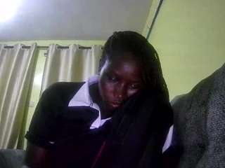 prettyaisha live cam profile