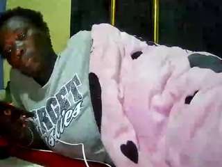 prettyaisha live cam profile