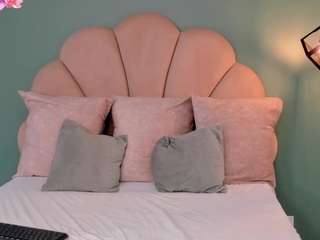 victoria-cam Curvy live webcam