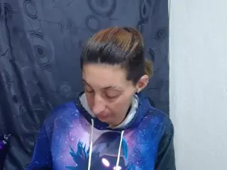 anyu1306's Live Sex Cam Show