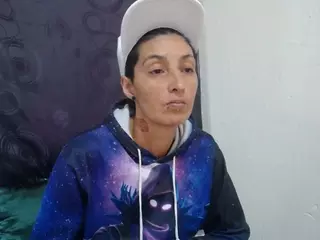 anyu1306's Live Sex Cam Show