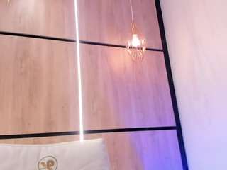 ashlyn-parker Live Webcam on CamSoda