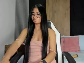 evelin-leroy's Live Sex Cam Show
