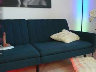 Live webcam model izybelle on Soda Cams