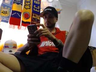 Live cam show with Maestrojhon14