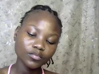 MAYA's Live Sex Cam Show