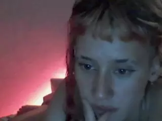 ruby-noir's Live Sex Cam Show