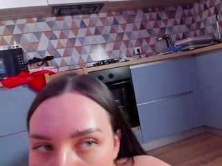 sexiestcoupleeve... Live Webcam on CamSoda