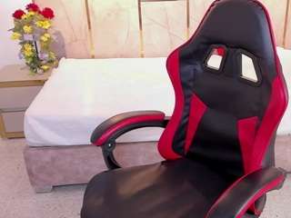 tylerbloom Live Webcam on CamSoda