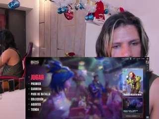 tylerbloom Live Webcam on CamSoda