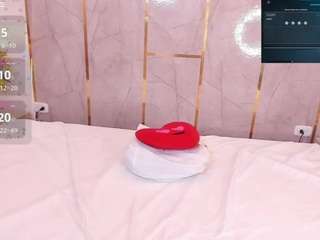 tylerbloom Live Webcam on CamSoda