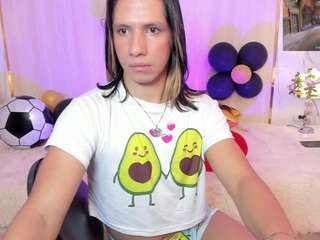 tylerbloom's live room