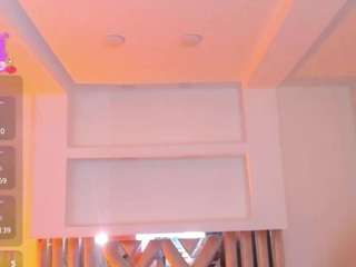 yayacandy webcam model