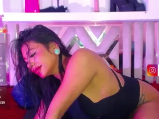 yayacandy's Live Sex Cam Show