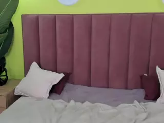 FeliciaEdwards's Live Sex Cam Show