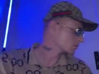 Lucinao010 live cam preview