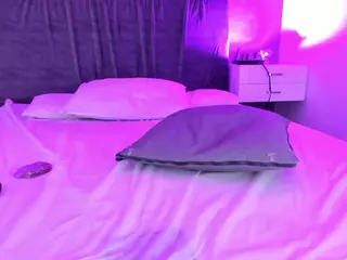 Cherry Snow's Live Sex Cam Show
