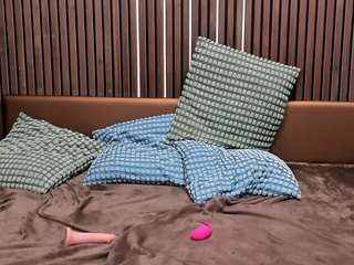 ininitykitty Live Webcam on CamSoda