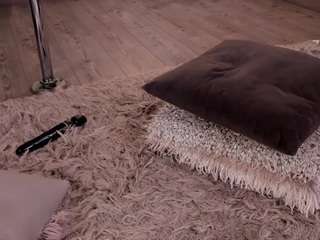 kloe-s live webcam show