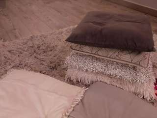 kloe-s live webcam show
