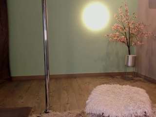 Kloe live cam preview