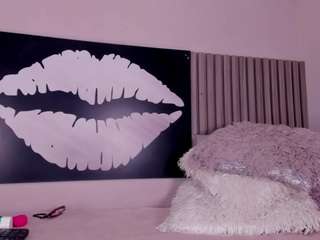 Kloe live cam preview