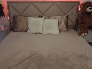 arielgemme live cam profile