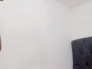 angiedirty-bitch66 webcam model