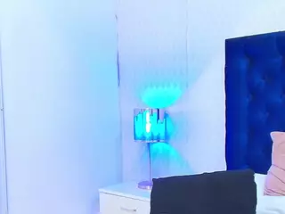 JUICY MELONS's Live Sex Cam Show