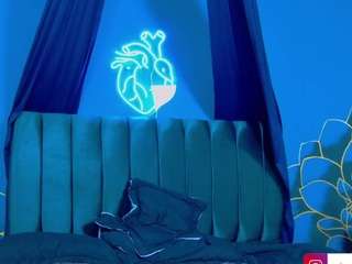  lunaa-mistyc chat room