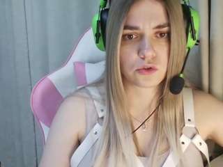 ruthsimp Live Webcam on CamSoda