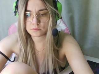 ruthsimp Live Webcam on CamSoda