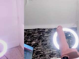 zoe-backer Live Webcam on CamSoda