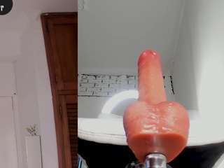 zoe-backer live webcam show